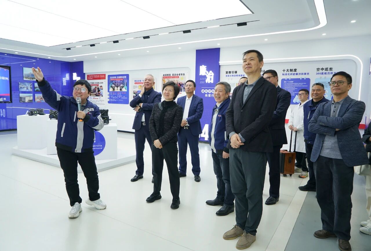 長三角企業家圓桌會考察團蒞臨瑞立集團考察指導